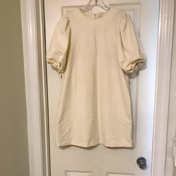 H&M Dresses & Skirts - H&M puff sleeve dress